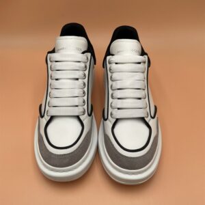 ALEXANDER MCQUEEN OVERSIZED SNEAKER - M013