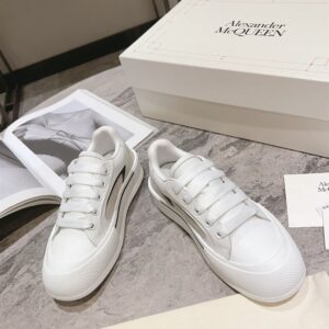 ALEXANDER MCQUEEN SKATE DECK PLIMSOLL IN WHITE - M040