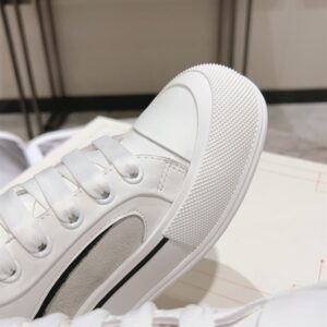 ALEXANDER MCQUEEN SKATE DECK PLIMSOLL IN WHITE - M040