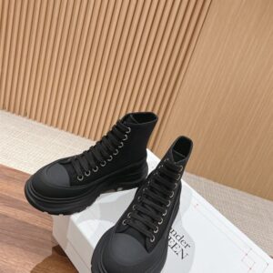 ALEXANDER MCQUEEN TREAD SLICK HIGH-TOP SNEAKER - M036