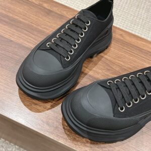 ALEXANDER MCQUEEN TREAD SLICK SNEAKER - M032