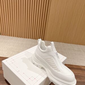 ALEXANDER MCQUEEN TREAD SLICK SNEAKERS - M049