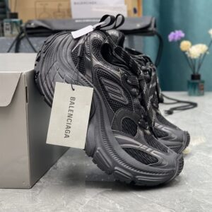 BALENCIAGA 10XL SNEAKER IN BLACK - B008