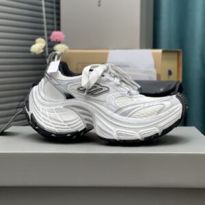 BALENCIAGA 10XL SNEAKER IN WHITE/BLACK/GRIS - B009