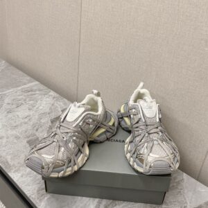 BALENCIAGA 3XL EXTREME LACE SNEAKER - B045