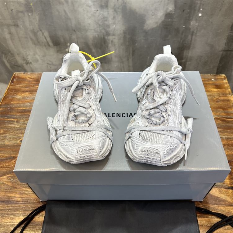 BALENCIAGA 3XL SNEAKER IN WHITE - B042