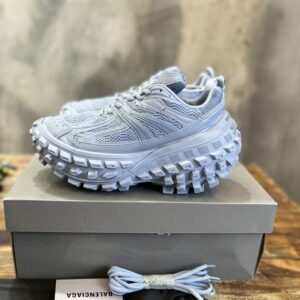 BALENCIAGA BOUNCER SNEAKER IN FADED BLUE - B052