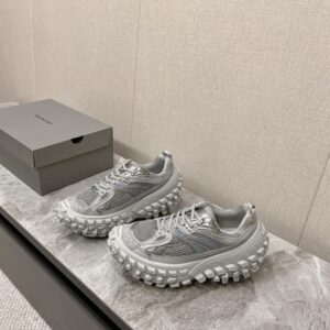 BALENCIAGA BOUNCER SNEAKER IN GREY - B048