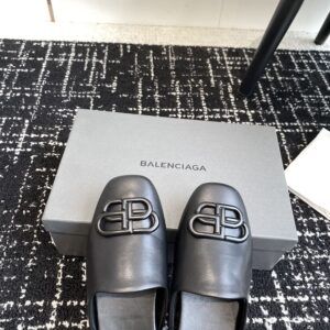 BALENCIAGA COSY BB LOGO MULES IN BLACK - E008