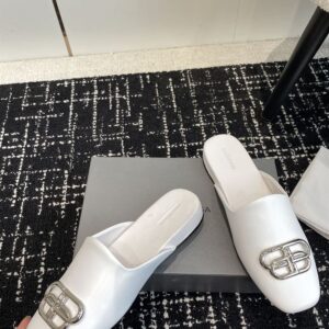 BALENCIAGA COSY BB LOGO PLAQUE MULES - E007