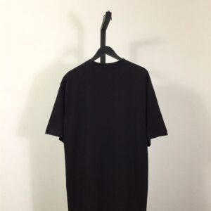 BALENCIAGA LOVE T-SHIRT MEDIUM FIT IN BLACK/GREY - Y014