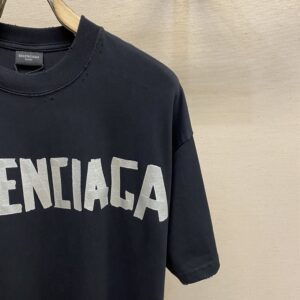 BALENCIAGA NEW TAPE TYPE T-SHIRT MEDIUM FIT IN BLACK - Y011