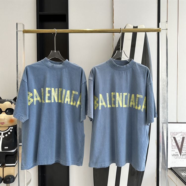 BALENCIAGA NEW TAPE TYPE T-SHIRT MEDIUM FIT IN FADED BLUE - Y010