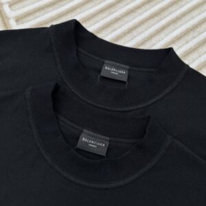 BALENCIAGA RAINBOW FLAG INSIDE-OUT T-SHIRT OVERSIZED IN BLACK - Y032