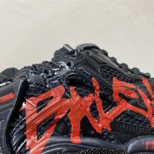 BALENCIAGA RUNNER GRAFFITI SNEAKER IN BLACK - B038