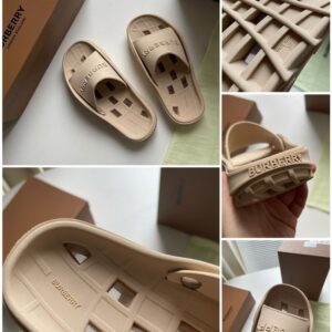 BURBERRY BUCKLOW SLIDES BLACK - U010