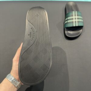 BURBERRY CHECK SLIDES - U003