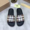 BURBERRY CHECK SLIDES - U004