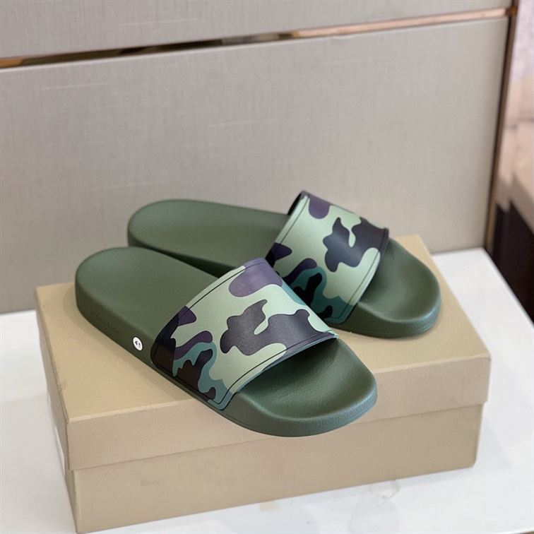 BURBERRY CHECK SLIDES - U033