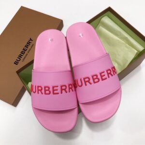 BURBERRY EMBOSSED LOGO SLIDES BUBBLEGUM PINK - U022