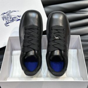 BURBERRY LEATHER BOX SNEAKERS BLACK - R008