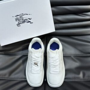 BURBERRY LEATHER BOX SNEAKERS WHITE - R005