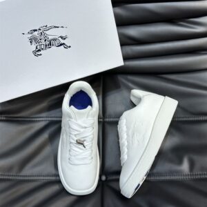 BURBERRY LEATHER BOX SNEAKERS WHITE - R005