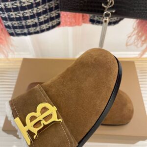 BURBERRY MONOGRAM DETAIL SHEARLING-LINED SUEDE MULES - U019