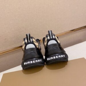 BURBERRY VINTAGE CHECK ARTHUR SNEAKERS - R031