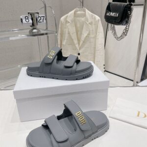 CHRISTIAN DIOR DIORACT SLIDE - D023