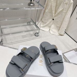 CHRISTIAN DIOR DIORACT SLIDE - D023