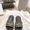 CHRISTIAN DIOR DWAY PLATFORM SLIDE - D055