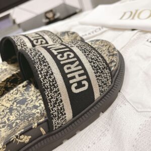 CHRISTIAN DIOR DWAY PLATFORM SLIDE - D058