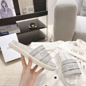 CHRISTIAN DIOR DWAY PLATFORM SLIDE - D059