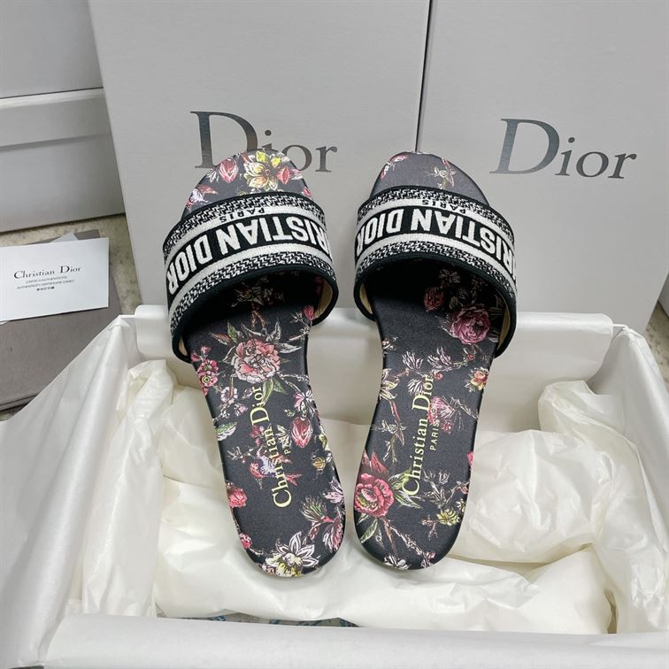 CHRISTIAN DIOR DWAY SLIDE - D039