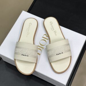 CHRISTIAN DIOR DWAY SLIDE - D051