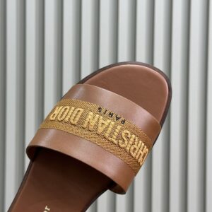 CHRISTIAN DIOR DWAY SLIDE - D052