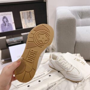 DIOR ONE SNEAKER WHITE AND NUDE DIOR OBLIQUE PERFORATED CALFSKIN - I084