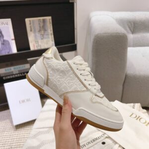 DIOR ONE SNEAKER WHITE AND NUDE DIOR OBLIQUE PERFORATED CALFSKIN - I084