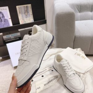 DIOR ONE SNEAKER WHITE DIOR OBLIQUE PERFORATED CALFSKIN - I085