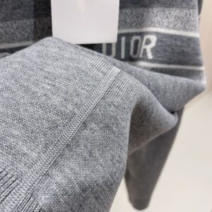 DIOR REVERSIBLE ROUND-NECK SWEATER GRAY DOUBLE-SIDED TECHNICAL CASHMERE - Z026