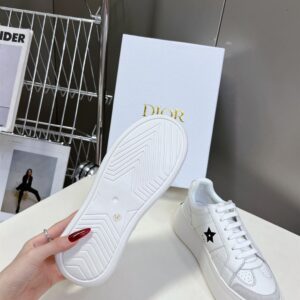 DIOR STAR PLATFORM SNEAKER WHITE CALFSKIN AND SUEDE - I011