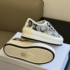 DIOR WALKNDIOR PLATFORM SNEAKER BUTTERFLY BANDANA MOTIF - I092