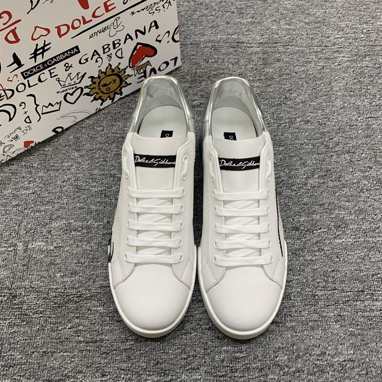 DOLCE & GABBANA LOGO SCRIPT PRINT WHITE SILVER SNEAKERS - HY042