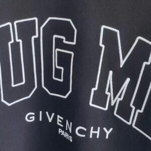 GIVENCHY HUG ME SWEATSHIRT - AD013