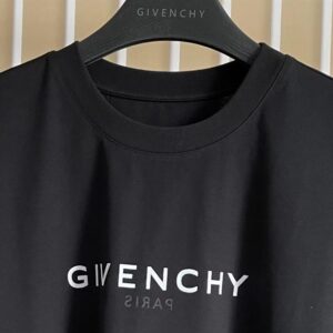 GIVENCHY REVERSE OVERSIZED T-SHIRT IN COTTON - K023