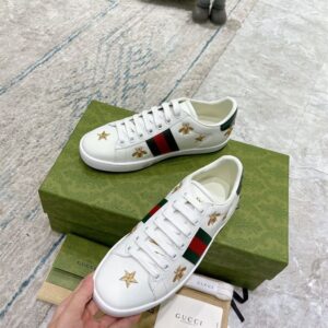 GUCCI ACE BEE AND STARS SNEAKER - G148