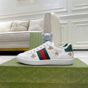 GUCCI ACE BEE AND STARS SNEAKER - G148