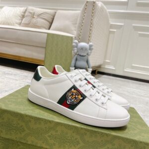 GUCCI ACE TIGER SNEAKER - G146