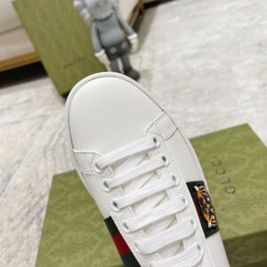 GUCCI ACE TIGER SNEAKER - G146